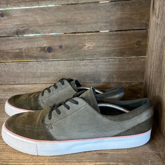 Mens Nike SB Zoom Stefan Janoski Olive Green‎ Suede Shoes Sneakers Size 14 M GUC